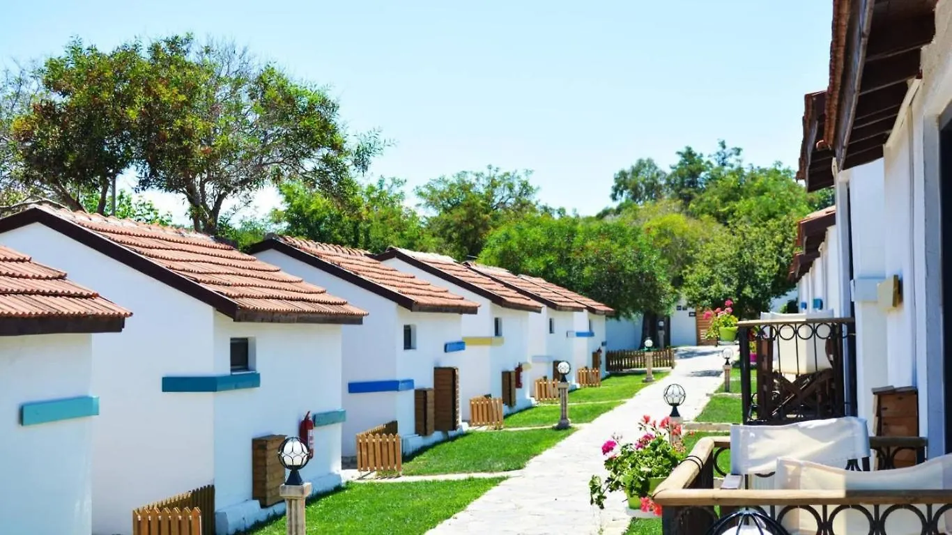 Maya Bistro Hotel & Beach Sigacik